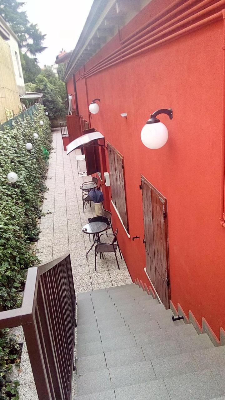 Aparthotel Il Gelsomino à Cantù Extérieur photo